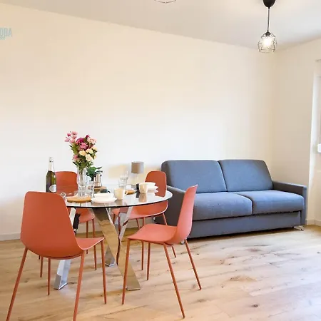 Economo B1 Tirabora Short Rent Apartment Trieste Exterior photo