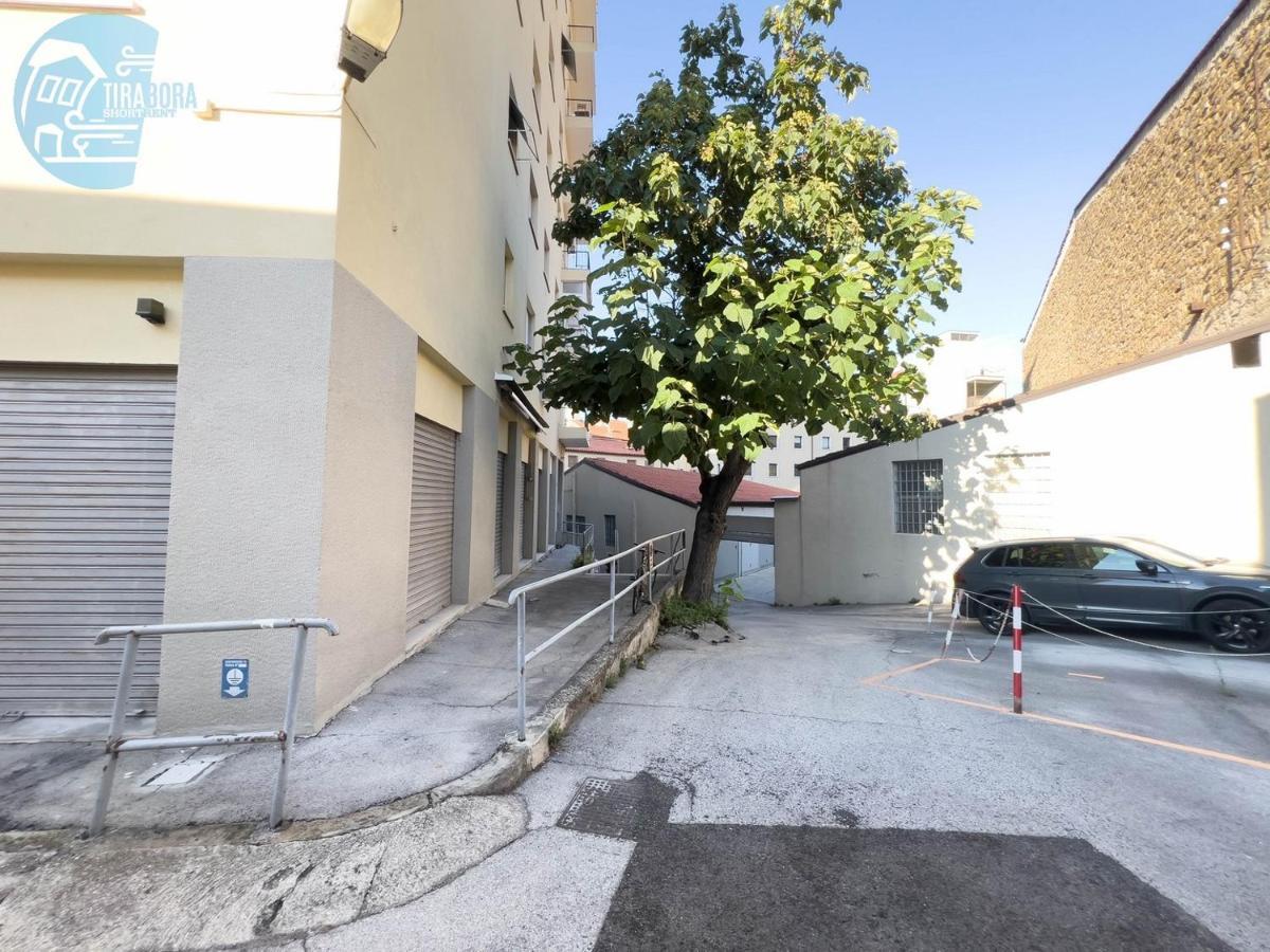 Economo B1 Tirabora Short Rent Apartment Trieste