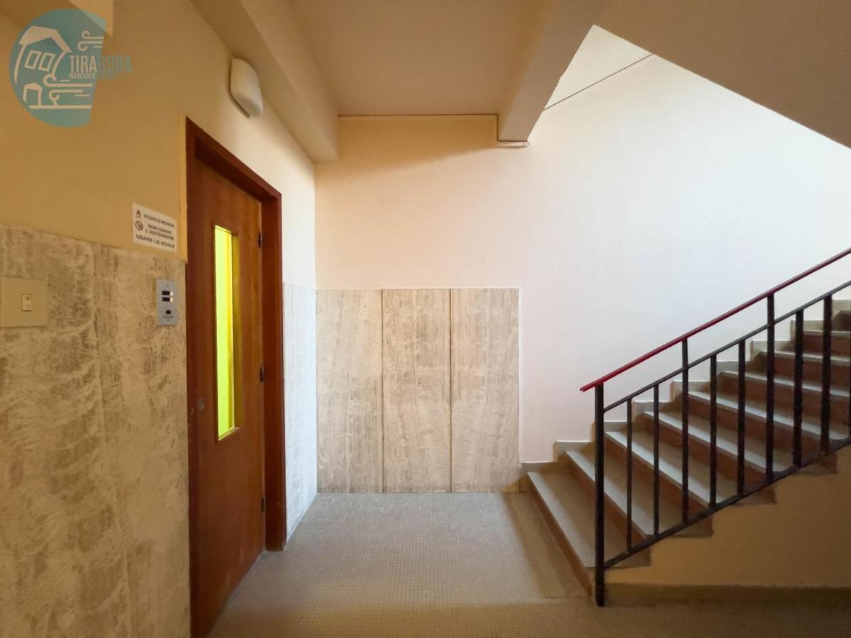 Economo B1 Tirabora Short Rent * Trieste
